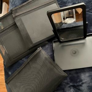 NEW Mary Kay mirrors with travel bag